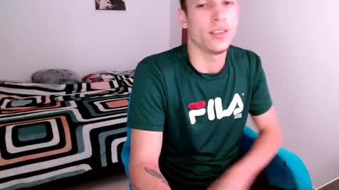 davidsalazar33 online show from September 2025 11:21:01 PM