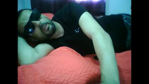 SUIZO online show from April 2026 01:01:01 PM