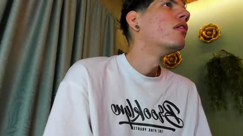 daviid_huge online show from September 2025 08:28:01 AM