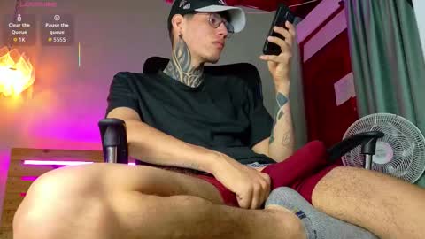 daviid_huge online show from March 2026 01:49:02 PM