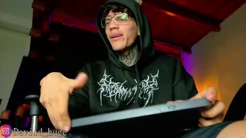 daviid_huge online show from June 2026 04:29:01 AM