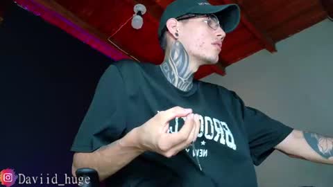 daviid_huge online show from June 2026 01:17:01 AM