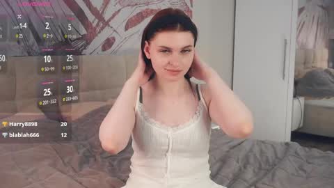 Louise online show from May 2026 10:37:02 PM