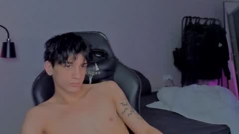 davis online show from January 2025 11:33:01 PM