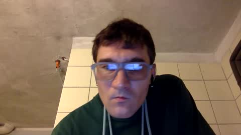 davocolours1112 online show from May 2026 11:43:01 PM