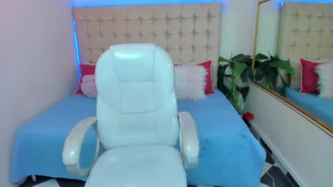 Snapshot of dawn_16 chatting on February 2025 05:09:01 AM dawn_16 online show from February 2025 05:09:01 AM