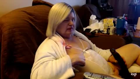 dawndoesall online show from February 2025 09:39:01 PM