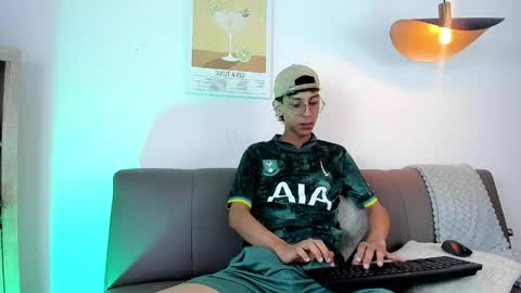 Dax online show from May 2026 01:05:01 PM