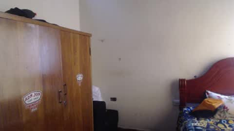 Dylon online show from September 2025 07:15:02 PM