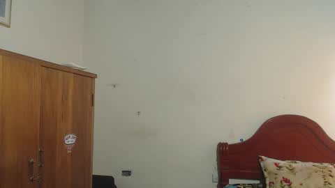 Dylon online show from September 2025 09:53:02 PM