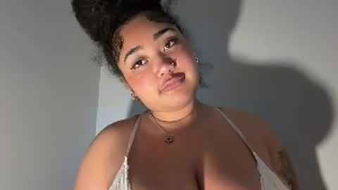 dayqueen1 online show from July 2026 10:39:01 AM