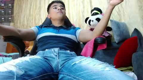 dayro_dduran online show from April 2026 07:44:01 PM