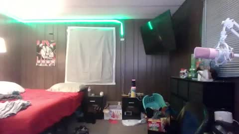 DazedConfession online show from December 2025 05:48:02 AM