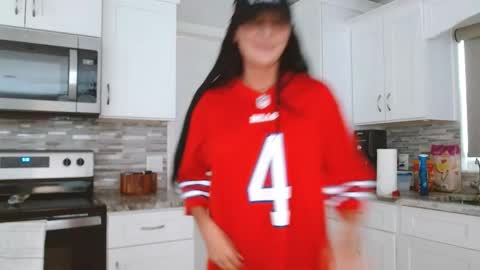 Dazey online show from September 2025 09:17:02 PM