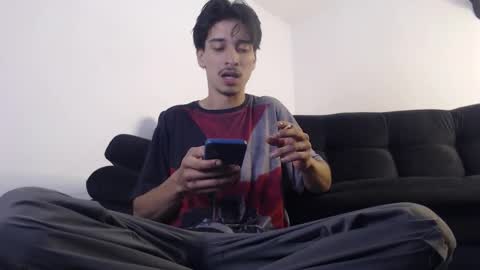 dazzayy online show from September 2025 12:26:01 PM