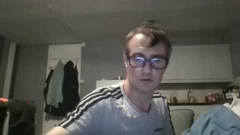 Dazzill online show from October 2025 06:30:01 PM