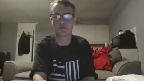 Dazzill online show from November 2025 07:15:01 PM