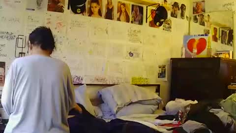 dbeamon92 online show from February 2026 06:12:02 PM