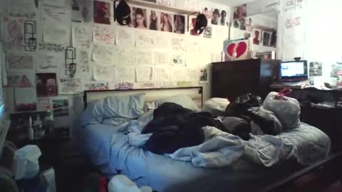 dbeamon92 online show from February 2026 12:09:02 PM