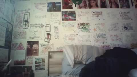 dbeamon92 online show from April 2026 01:04:02 PM