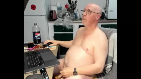 Daniel online show from February 2026 12:33:02 AM