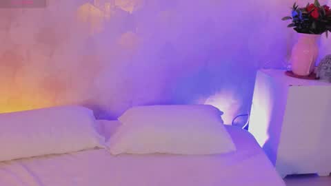 dea_athenea online show from September 2025 02:11:02 PM