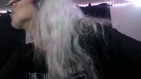 deaconoddeye online show from November 2025 07:58:01 PM