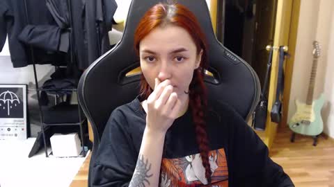 freak online show from December 2024 10:19:01 PM