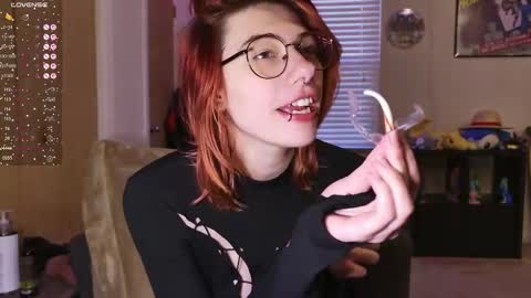 Rat online show from December 2025 06:13:02 PM