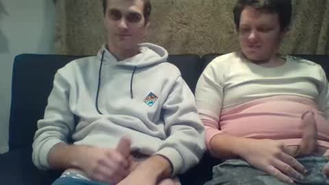 deafguyproud69 online show from October 2025 02:12:01 AM