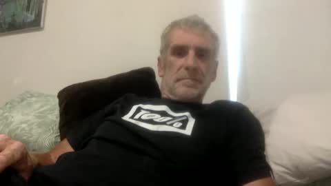 Snapshot of deanofflove221000 chatting on November 2025 06:24:01 AM deanofflove221000 online show from November 2025 06:24:01 AM