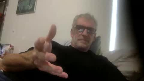 Snapshot of deanofflove221000 chatting on November 2025 04:34:02 AM deanofflove221000 online show from November 2025 04:34:02 AM