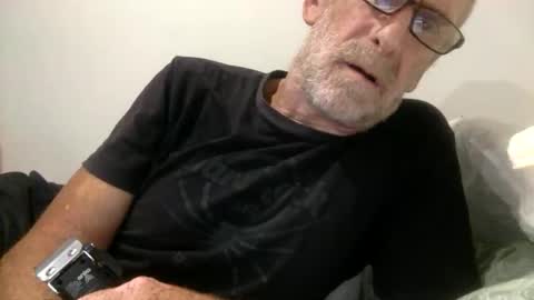 Snapshot of deanofflove221000 chatting on December 2025 05:24:02 AM deanofflove221000 online show from December 2025 05:24:02 AM