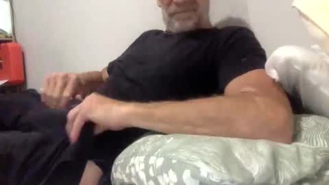 Snapshot of deanofflove221000 chatting on December 2025 01:33:02 AM deanofflove221000 online show from December 2025 01:33:02 AM