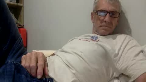 Snapshot of deanofflove221000 chatting on December 2025 12:57:02 PM deanofflove221000 online show from December 2025 12:57:02 PM