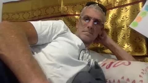 Snapshot of deanofflove221000 chatting on February 2026 06:03:02 AM deanofflove221000 online show from February 2026 06:03:02 AM