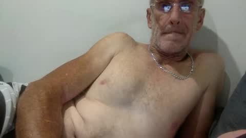 Snapshot of deanofflove221000 chatting on February 2026 06:17:02 PM deanofflove221000 online show from February 2026 06:17:02 PM