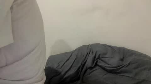 Snapshot of deanofflove221000 chatting on February 2026 01:48:02 AM deanofflove221000 online show from February 2026 01:48:02 AM