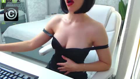 Snapshot of dear_ellisse chatting on October 2025 07:42:02 AM Elly online show from October 2025 07:42:02 AM