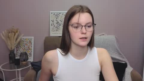 Jessica online show from October 2025 09:52:02 AM