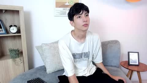 Jeycot online show from November 2025 01:43:01 PM