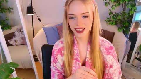 Tessa online show from March 2026 01:38:01 PM