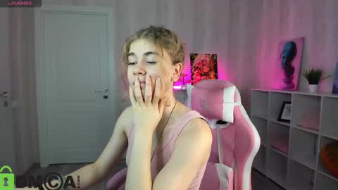 Anna online show from November 2025 08:59:02 AM