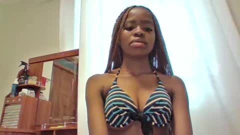 Snapshot of dearygirl chatting on February 2025 04:20:01 AM lilian online show from February 2025 04:20:01 AM