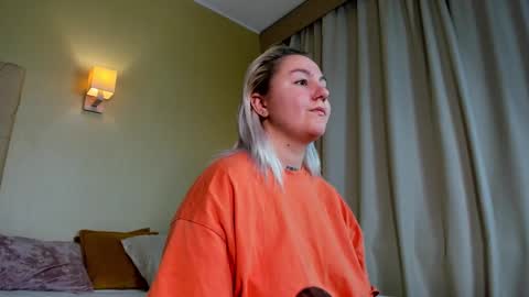 Snapshot of debbie_taylor chatting on December 2024 06:06:01 PM Debbie Mon Tue Fri Sun Sat GMT 3 1000am - 0400pm online show from December 2024 06:06:01 PM