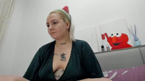 Snapshot of debbie_taylor chatting on February 2025 08:54:01 PM Debbie Mon Tue Fri Sun Sat GMT 3 1000am - 0400pm online show from February 2025 08:54:01 PM