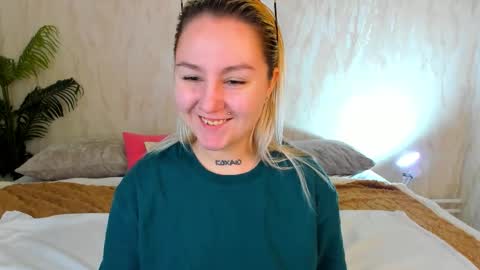 Snapshot of debbie_taylor chatting on October 2025 05:13:01 PM Debbie Mon Tue Fri Sun Sat GMT 3 1000am - 0400pm online show from October 2025 05:13:01 PM