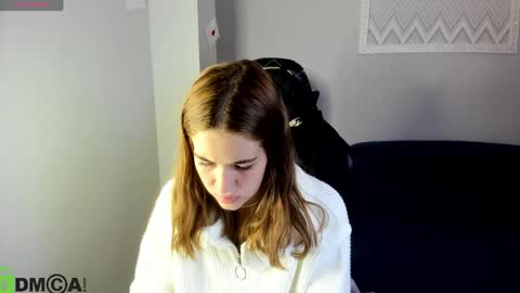 Jennifer online show from May 2026 11:01:01 PM