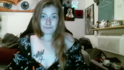 DEBBIE online show from November 2025 01:00:02 PM