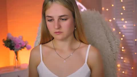 Debora online show from September 2025 06:48:02 AM